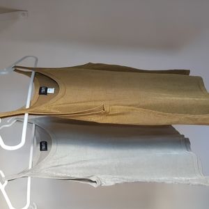 EUC 100% silk sleeveless top gold color